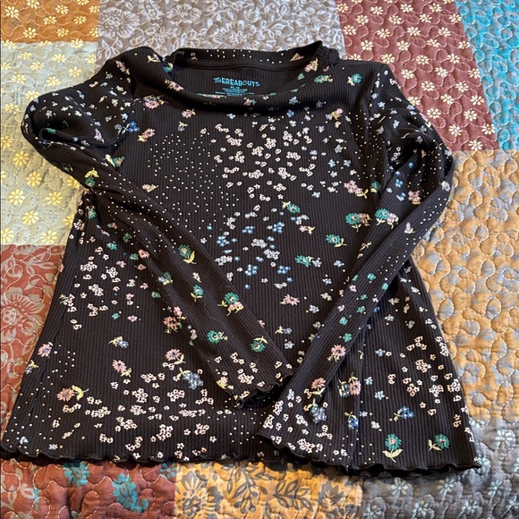 Threadabouts Floral Ribbed Top - Picture 1 of 1